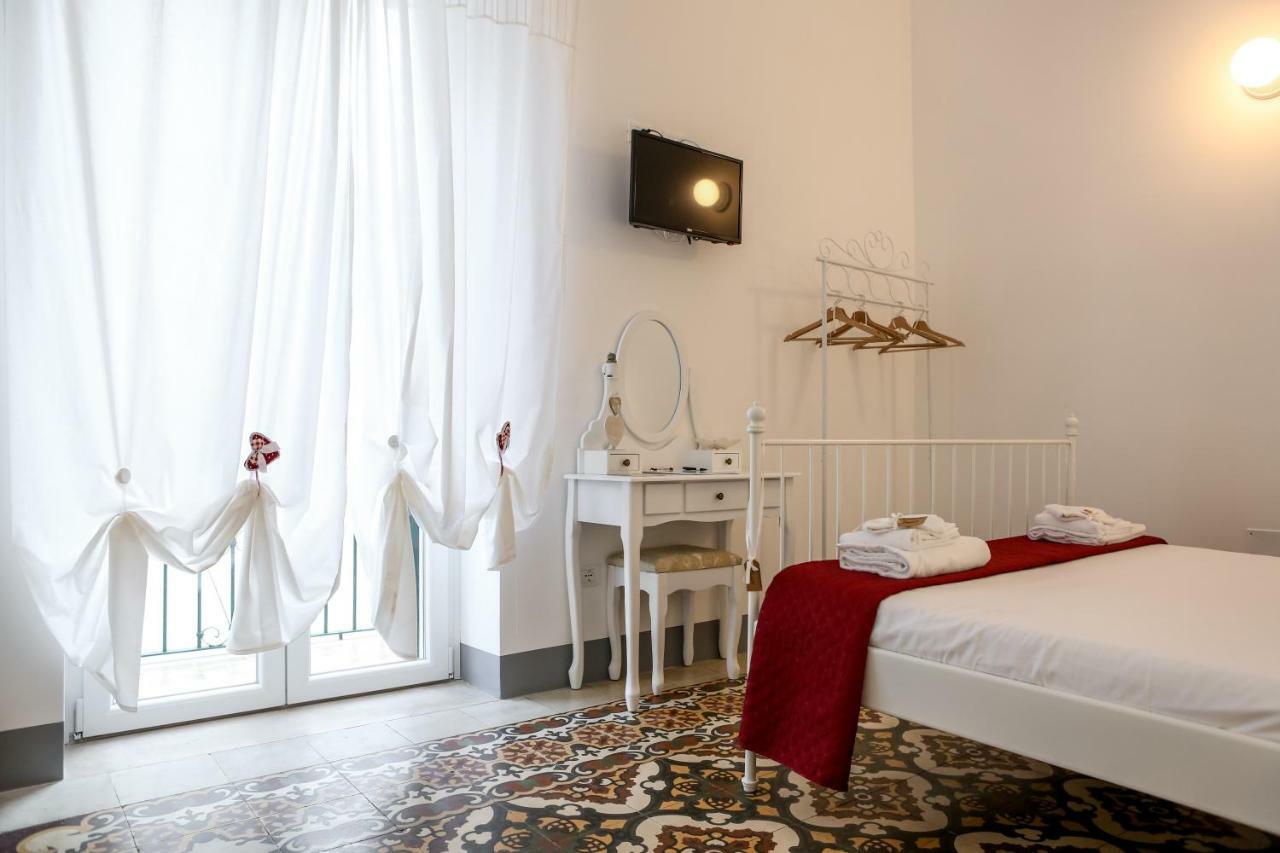 Hotel Borgottocento Vieste Exterior foto